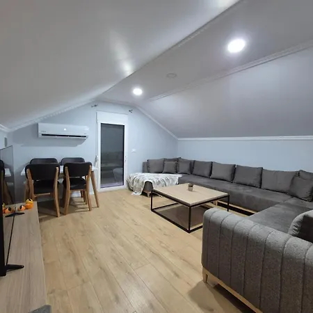 Appartement Flova *